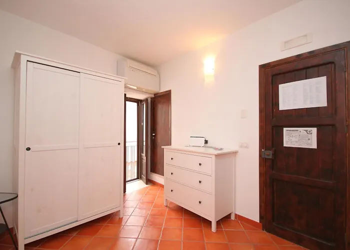 Casa Carmine Papa דירה *