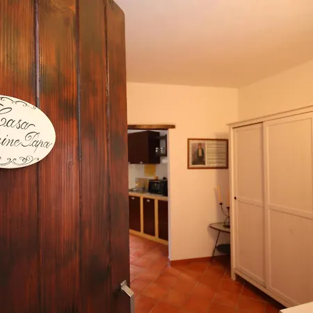 Casa Carmine Papa تْشيفالو